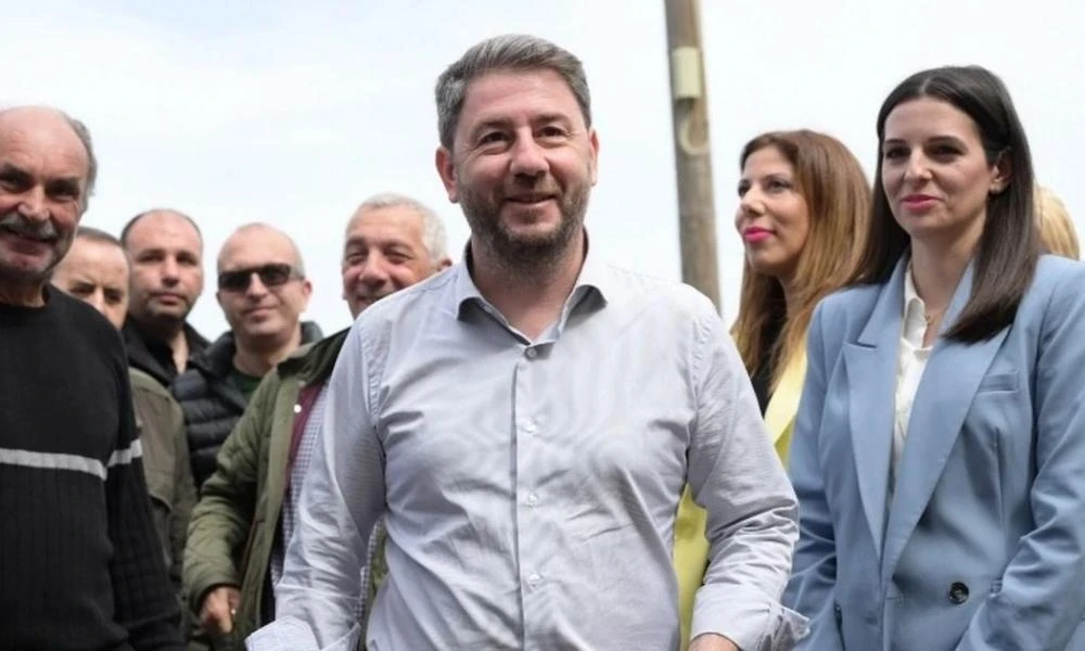 Έρευνα Metron Analysis: Ποια πρόσωπα της Μεταπολίτευσης κυριαρχούν